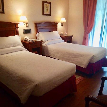 Hostal Bahia San Sebastian Buitenkant foto