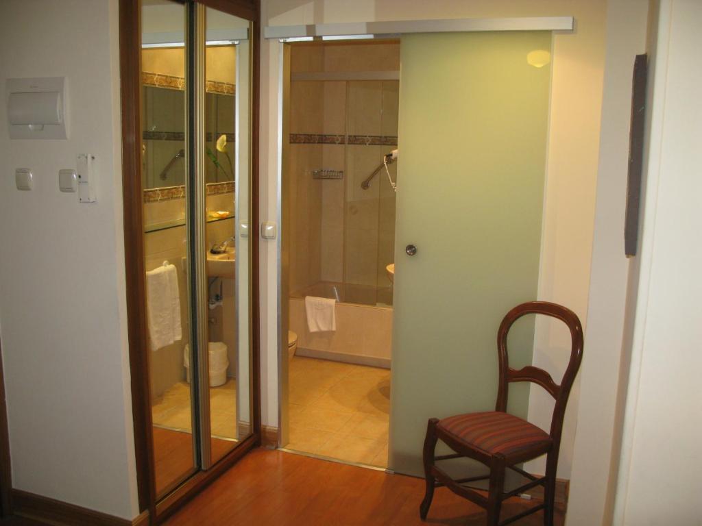 Hostal Bahia San Sebastian Buitenkant foto