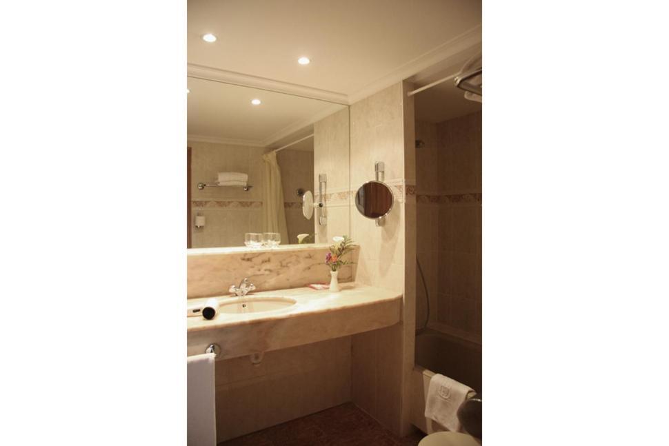 Hostal Bahia San Sebastian Buitenkant foto