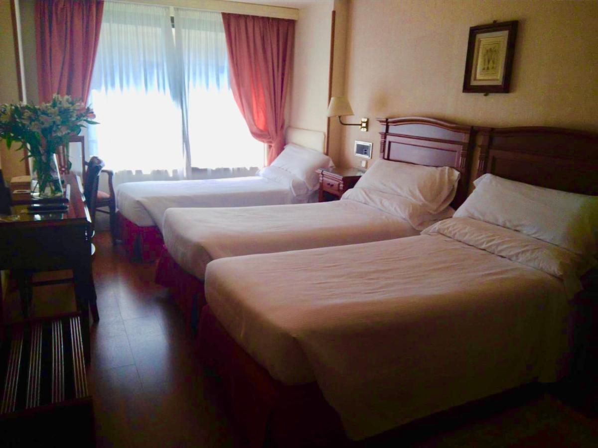 Hostal Bahia San Sebastian Buitenkant foto